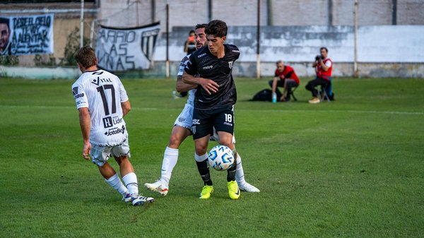 Jumping jacks : un exercice pour tout le corps